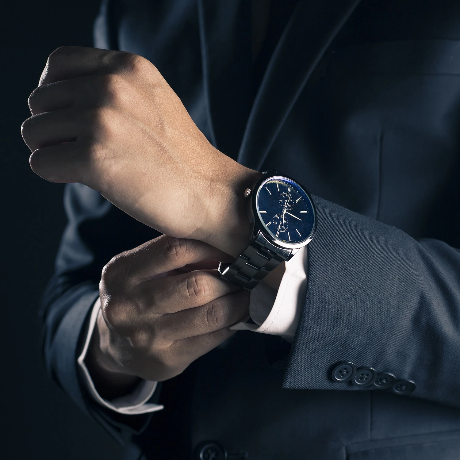 Klingenthal Uhrenbeweger Rechts-Links-Lauf Bis 2200U/d 12 Uhren RGB-LED Touch Abschließbar 3 Klingenthal Uhrenbeweger Rechts-Links-Lauf Bis 2200U/d 12 Uhren RGB-LED Touch Abschließbar – Bild 2