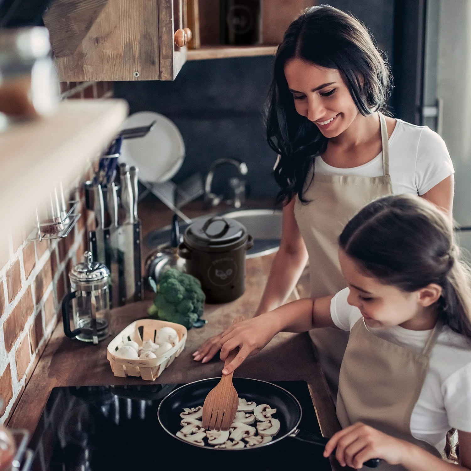 Aufbewahrungstöpfe 3er Set Metallblech Rund Deckel 4 Aufbewahrungstöpfe 3er Set Metallblech Rund Deckel – Bild 2